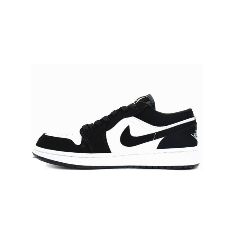 AIR JORDAN 1 LOW BLACK WHITE
